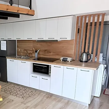 Duplex * Tirana